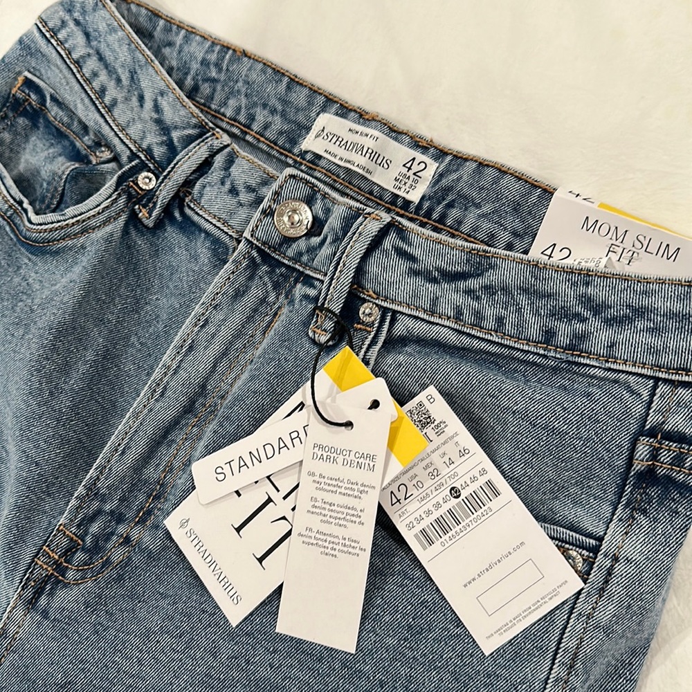Stradivarius standard mom slim fit size 42 US 10